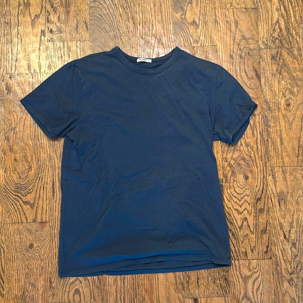 Buck Mason Navy Blue Men’s Medium Tee